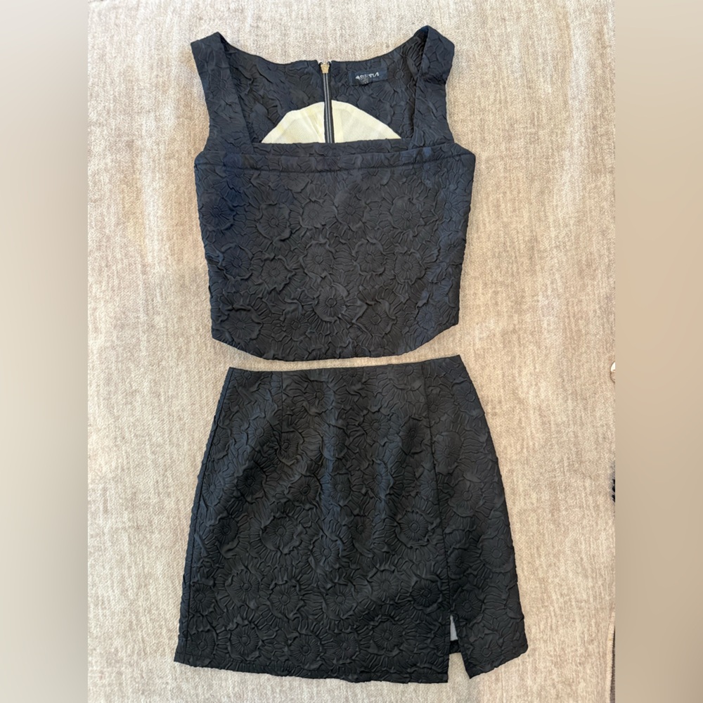 4SI3NNA Black Top & Skirt Set size XS